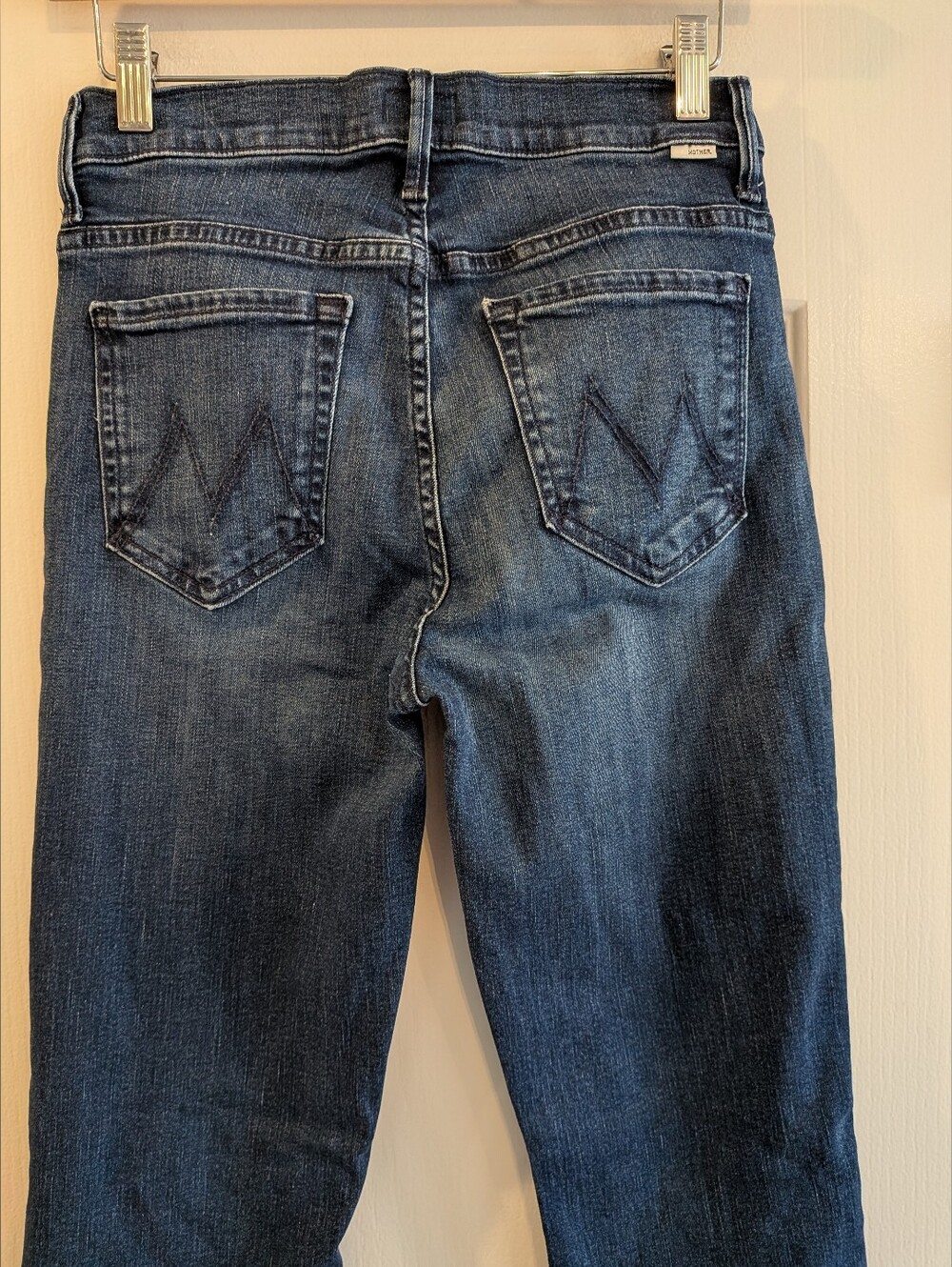 MOTHER The Weekender Fray Jeans Mint Condition Mid Rise Flare Dark Wash Size 27 - Picture 9 of 15